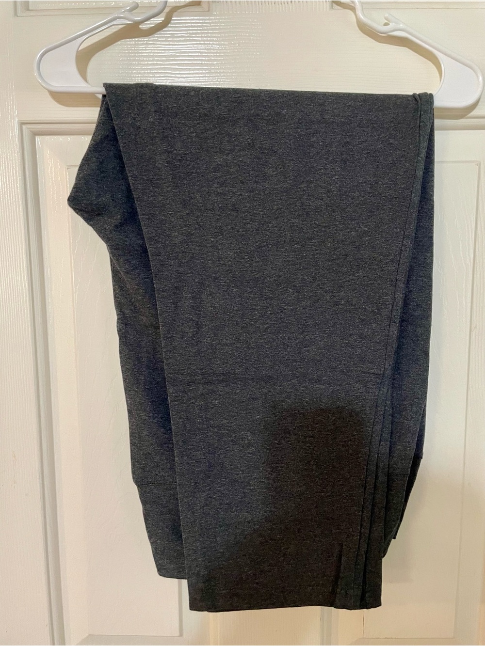 Avenue Black Knit Leggings